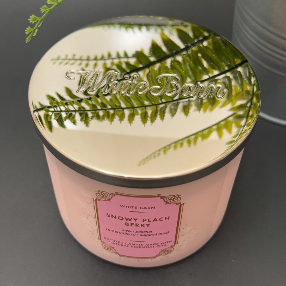 BBW Snowy Peach Berry White Barn Bath & Body Works 3 Wick Candle - Picture 4 of 10
